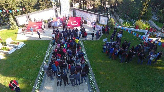 Öğrencilerden şehitlere vefa yürüyüşü