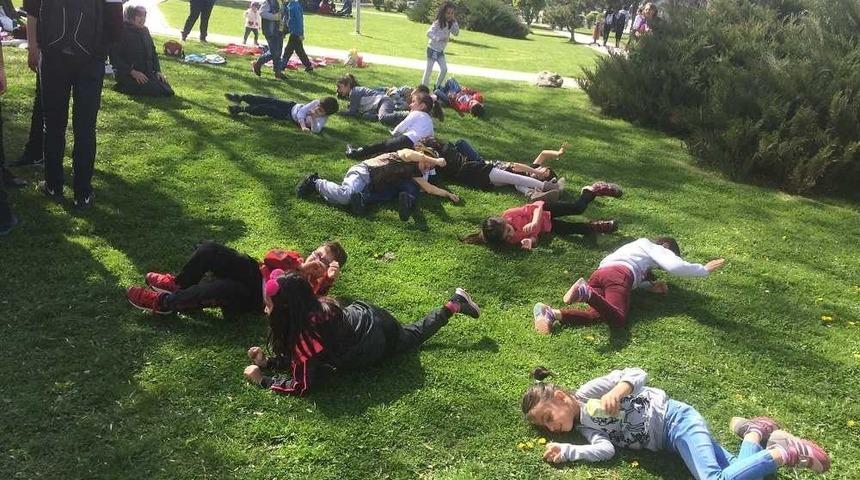 E-twinning projesi ile doğaya &ccedil;ocukların g&ouml;z&uuml;nden bakış