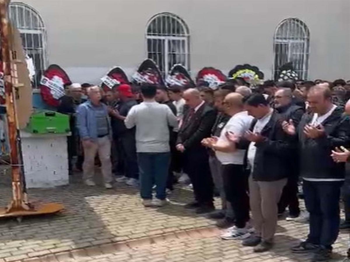 Boğanın saldırısında &ouml;len besiciye cenazede  hakkını  helal etmedi 1