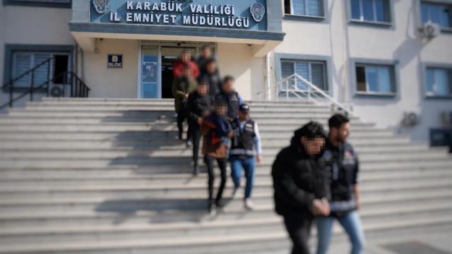 Karabük merkezli 14 ilde yapay zeka destekli dolandırıcılık çetesi çökertildi