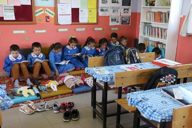 &Ouml;ğretmen &ccedil;ift, hem &ouml;ğrencilerine hem de velilerine ışık oldu 4