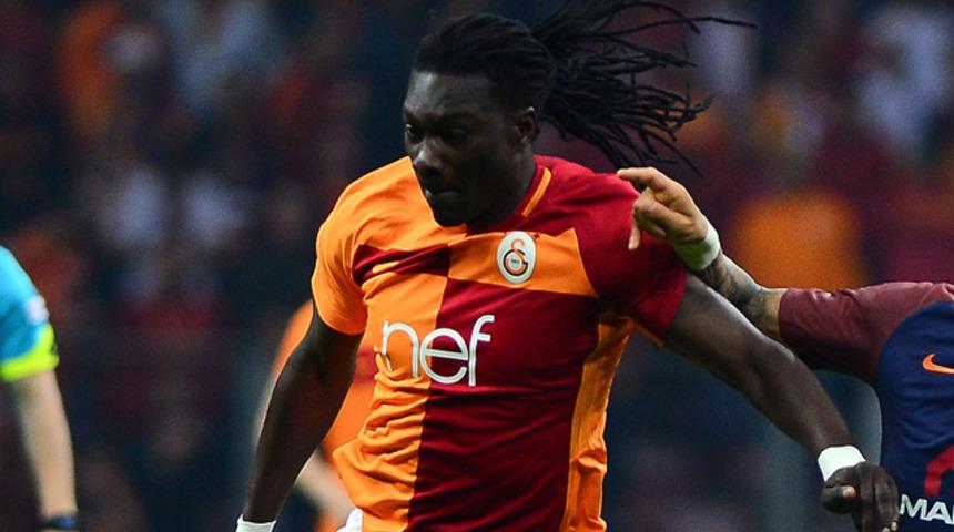 Bafetimbi Gomis, Mario Gomez'i ge&ccedil;ti