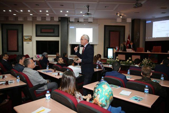 Melikgazi’de arşivleme semineri