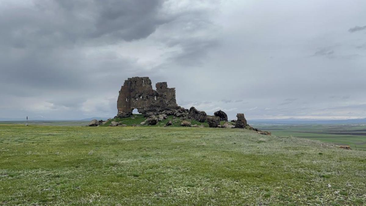 Kars taki bin yıllık Kız Kalesi yok olma tehlikesiyle karşı karşıya 1