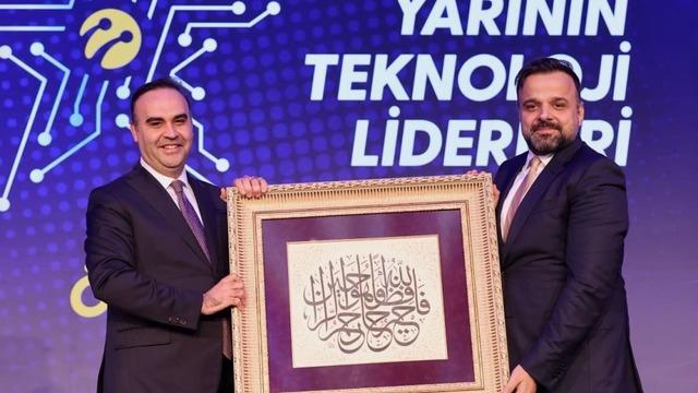 Bakan Kacır: ‘‘Teknoloji girişimlerinin sermayesi akıl sermayesidir’’