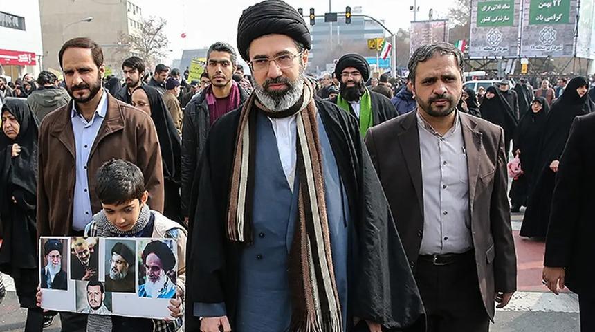 İran Dini Lideri Hamaney&rsquo;in neden kamuoyu karşısına &ccedil;ıkmadığı a&ccedil;ıklandı
