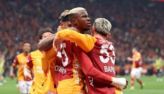 Galatasaray'da b&uuml;y&uuml;k g&uuml;n! 26. şampiyonluk i&ccedil;in sahada