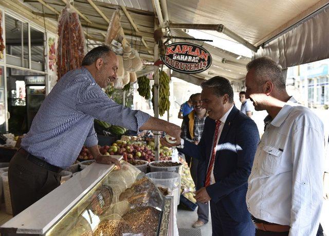 Başkan Uysal’dan baba ocağında esnaf ziyareti