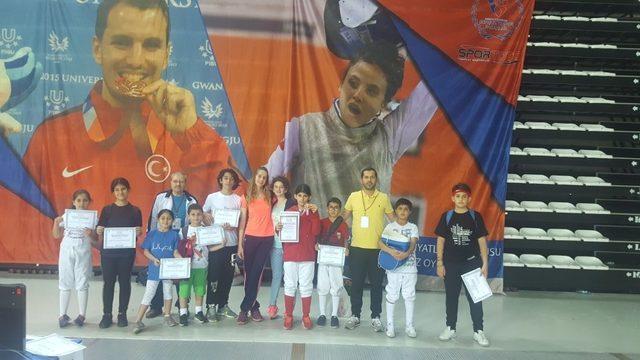 Eskrim kupasında Adıyamanlı sporcu bronz madalya kazandı