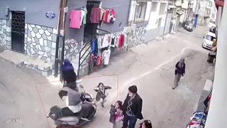 Korkunç kaza! Küçük kız çocuğuna son sürat çarptı: Arkasına bile bakmadı!