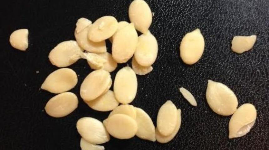 Karpuzu çekirdeğiyle yiyenlere güzel haber: Karpuz çekirdeğinin 9 faydası