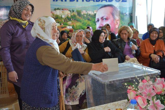 AK Parti Kabadüz İlçe Kadın Kolları Olağan Kongresi