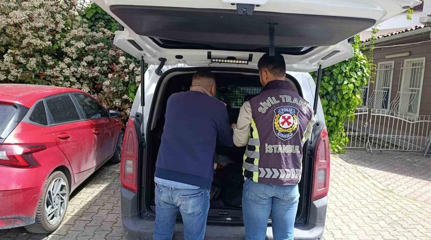 Fatih&rsquo;te trafikte tartışan s&uuml;r&uuml;c&uuml;ye 180 bin lira ceza