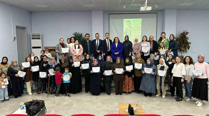 &Ccedil;ilimli il&ccedil;esinde vatandaşlarla &lsquo;aile&rsquo; konuşuldu