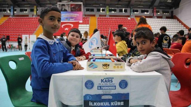 Kars’ta zeka dolu rekabet: 400 öğrenci akıl oyunlarında yarıştı