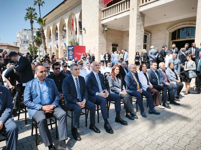 Bakan Ersoy, Mersin K&uuml;lt&uuml;r Yolu Festivali nin a&ccedil;ılış t&ouml;renine katıldı 3