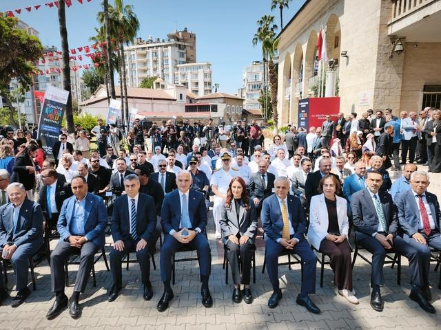 Bakan Ersoy, Mersin K&uuml;lt&uuml;r Yolu Festivali nin a&ccedil;ılış t&ouml;renine katıldı 2