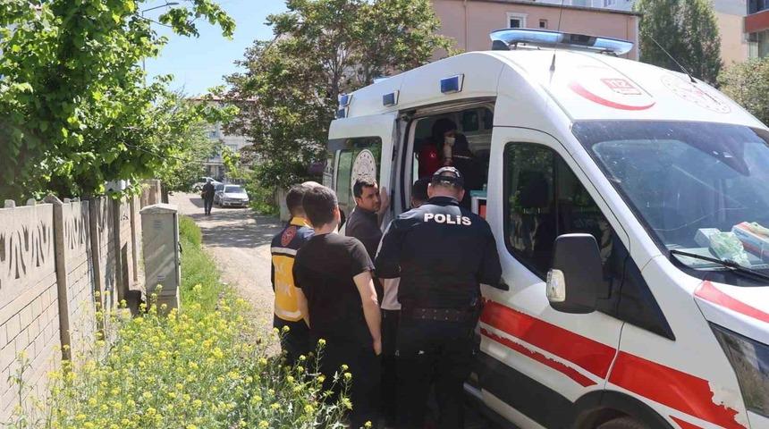 Iğdır&rsquo;da &ccedil;atı katı yangınında anne ve down sendromlu &ccedil;ocuk dumandan etkilendi