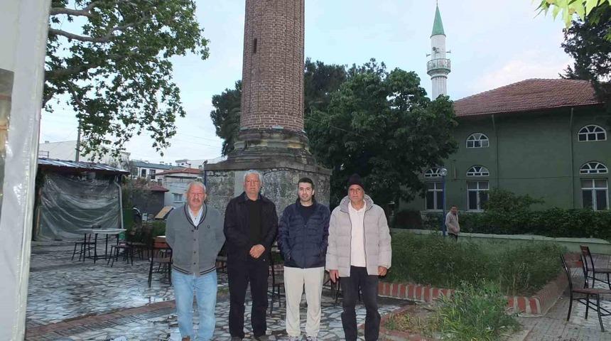 Balıkesir&rsquo;de yalnız minare mahallenin simgesi oldu