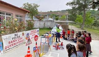 Karpuzlu&rsquo;da &ouml;ğrencilere trafik g&uuml;venliği eğitimi verildi