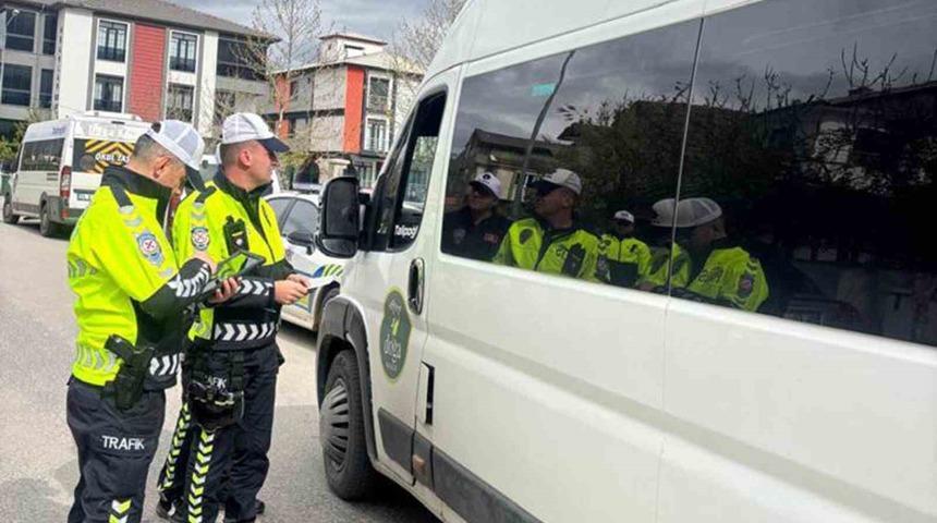 Erzincan&rsquo;da okul &ccedil;evrelerinde g&uuml;venlik uygulaması ger&ccedil;ekleştirildi