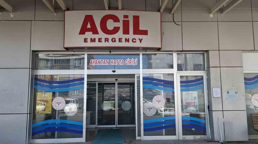 Adıyaman&rsquo;da &ccedil;ağla yiyen 6 &ouml;ğrenci hastanelik oldu