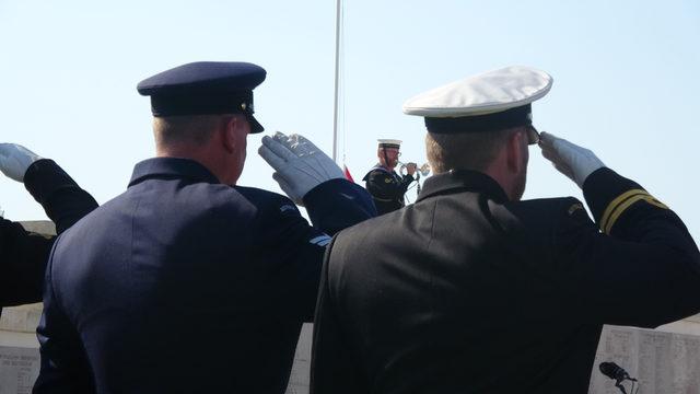Anzaklar,  Şafak Ayini&rsquo;nde atalarını andı (2) 2