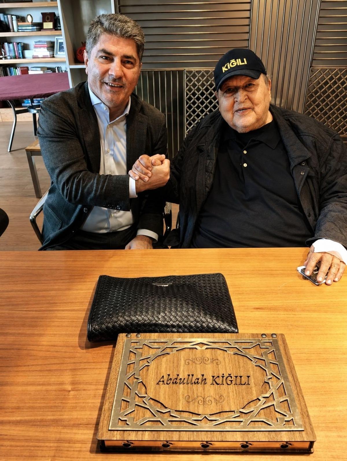 Fenerbah&ccedil;e de Abdullah Kiğılı safını se&ccedil;ti! Aziz Yıldırım a şok g&ouml;nderme 3