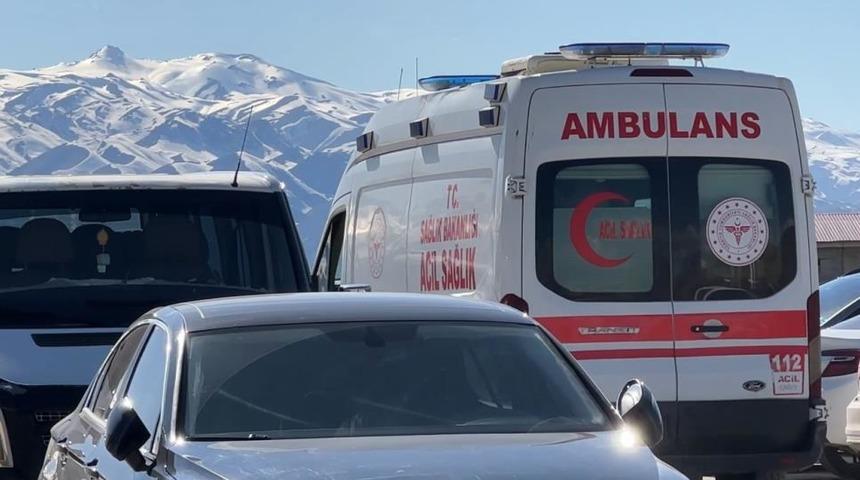 Y&uuml;ksekova&rsquo;da patlama: 1 &ccedil;oban yaralı, 3 koyun telef oldu