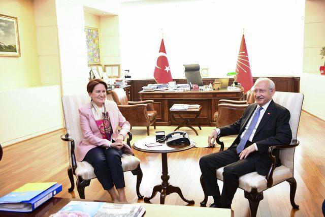 Akşener'den Kılıçdaroğlu'na ziyaret (1)