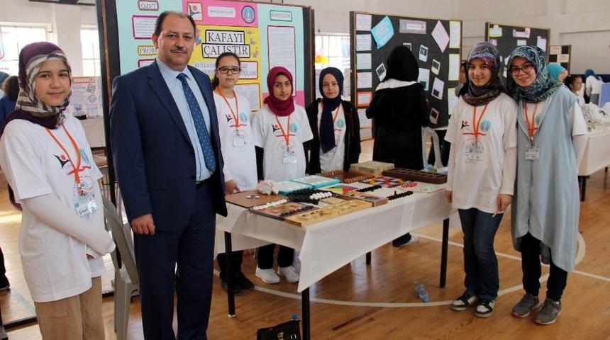 Şule Mete Tetik İmam Hatip Ortaokulu&rsquo;nda Bilim Fuarı