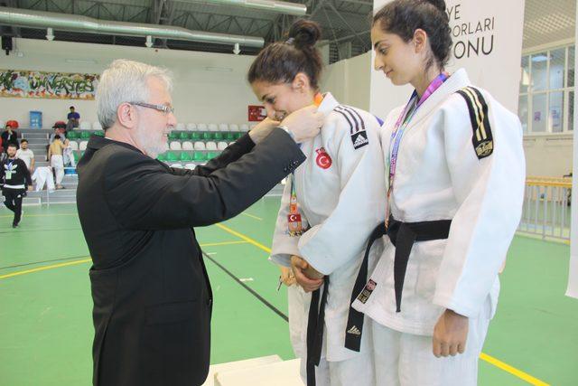 Üniversitelerarası Judo Turnuvası’nda kazananlar belli oldu