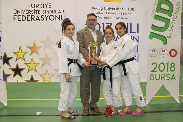 Üniversitelerarası Judo Turnuvası’nda kazananlar belli oldu