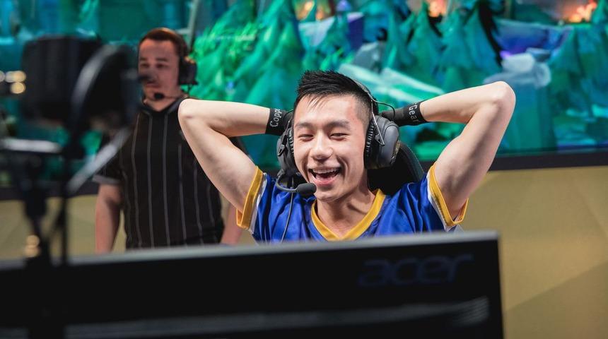 League of Legends d&uuml;nyasından bir yıldız daha emekli oldu!