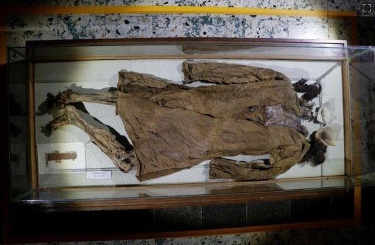 Karaman ın ilgin&ccedil; "Manazan G&uuml;zeli"! 1400 yıldır bozulmayan ceset 1