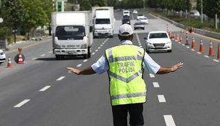 S&uuml;r&uuml;c&uuml;ler dikkat: İstanbul'da bazı yollar trafiğe kapatılacak