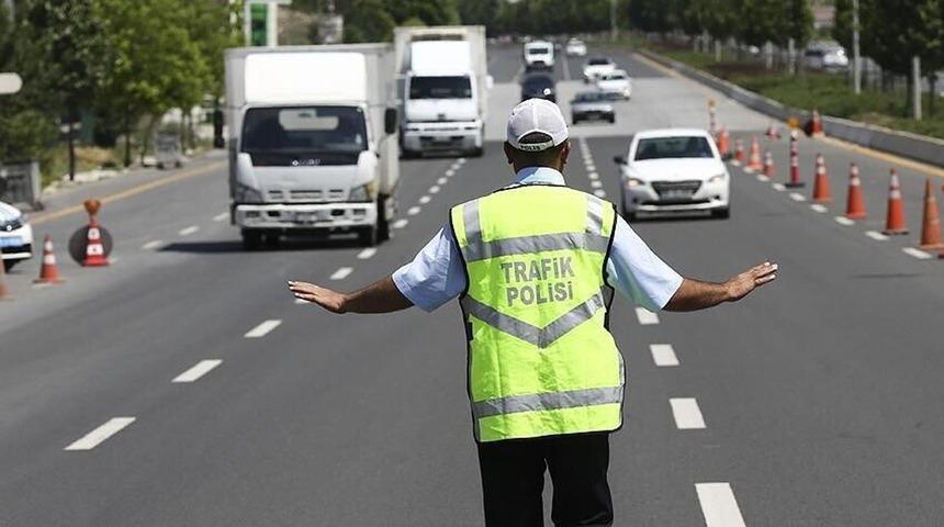 S&uuml;r&uuml;c&uuml;ler dikkat: İstanbul'da bazı yollar trafiğe kapatılacak