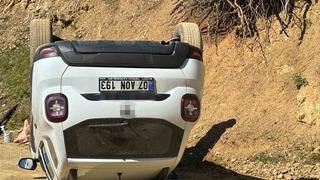 Batman’da pancar toplamaya gidenleri taşıyan araç takla attı: 4 yaralı