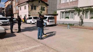 Silahla bir kişiyi yaralamıştı! Çatıda yakalandı
