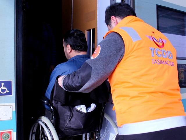 Demir yollarında 9 milyon engelli yolcuya &uuml;cretsiz seyahat imkanı tanındı