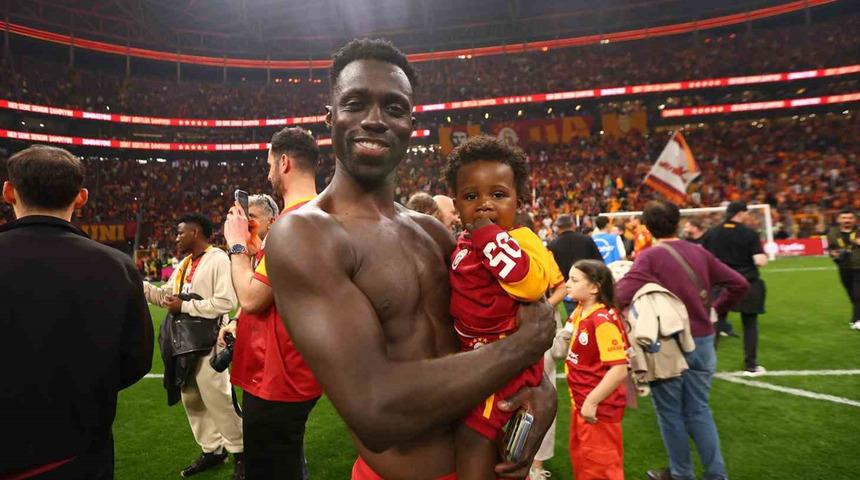 Davinson Sanchez'den ezeli rakipleri kızdıracak a&ccedil;ıklama