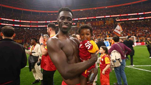 Davinson Sanchez'den ezeli rakipleri kızdıracak açıklama
