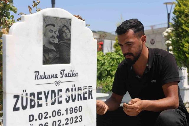 Deprem mezarlığında buruk anneler g&uuml;n&uuml; 4