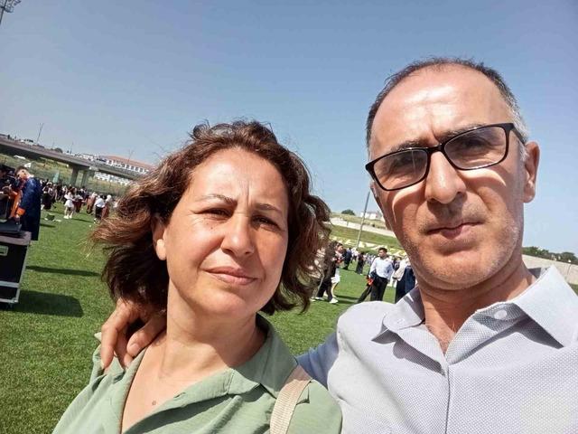 Devrilen trakt&ouml;r&uuml;n altında kalan Buldanlı &ccedil;ifti &ouml;l&uuml;m ayırdı 1