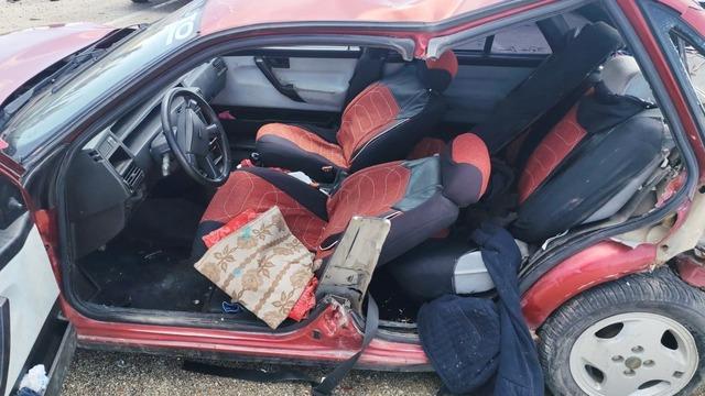 Konya&rsquo;da 2 otomobil &ccedil;arpıştı: 5 yaralı 5