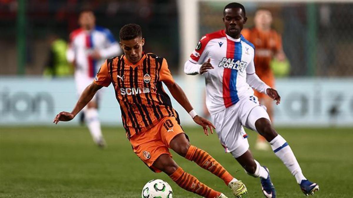 Galatasaray a Shakhtar dan Arda Turan ın prensi Kaua Elias geliyor! 4