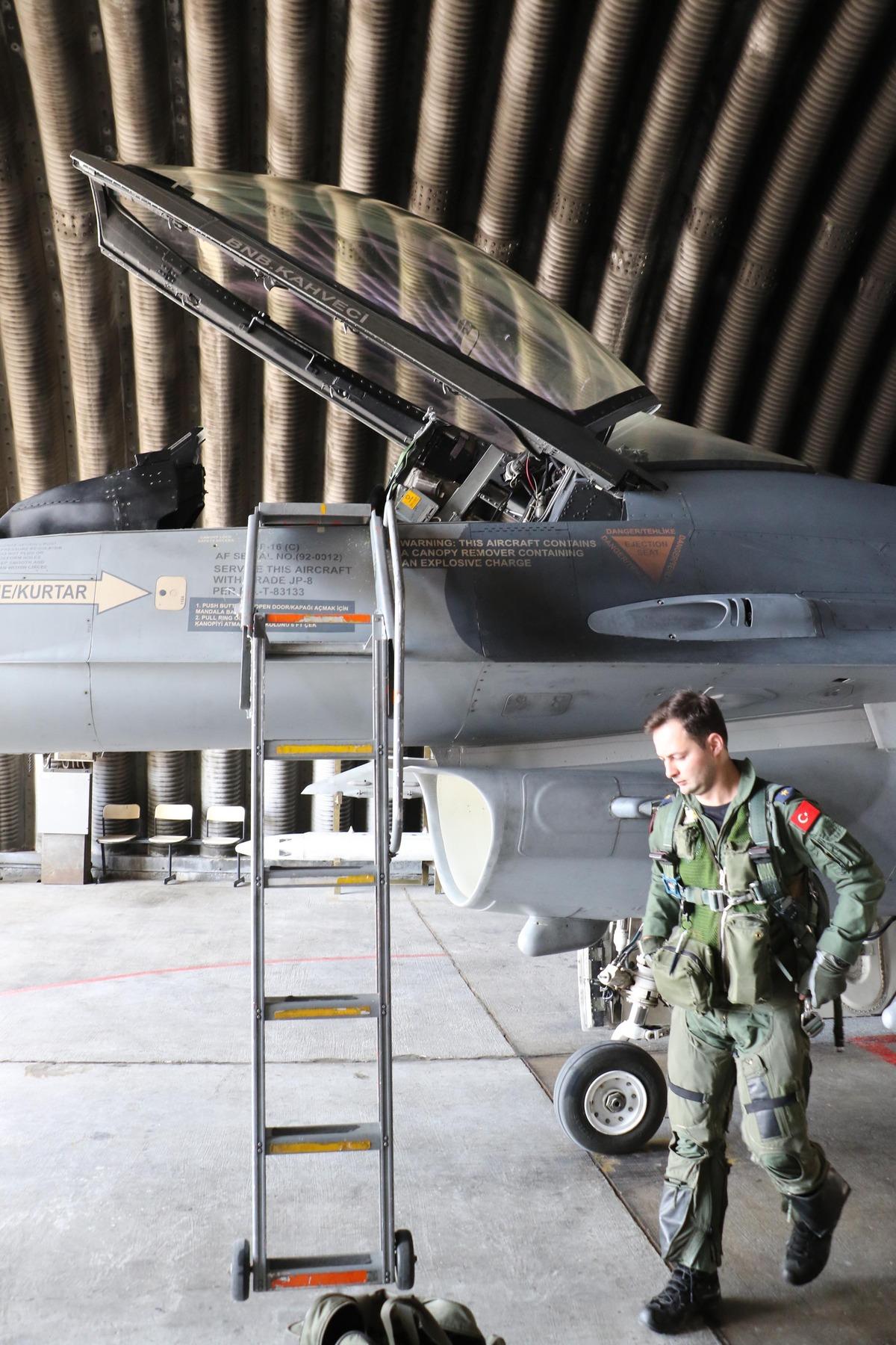 Efes-2026 tatbikatı: F-16&rsquo;lar Eskişehir&rsquo;den havalandı 8