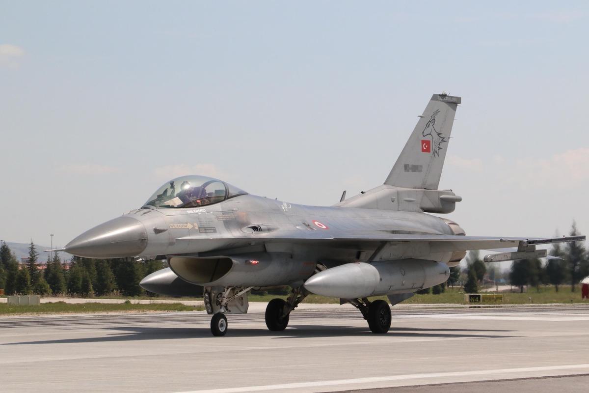 Efes-2026 tatbikatı: F-16&rsquo;lar Eskişehir&rsquo;den havalandı 4