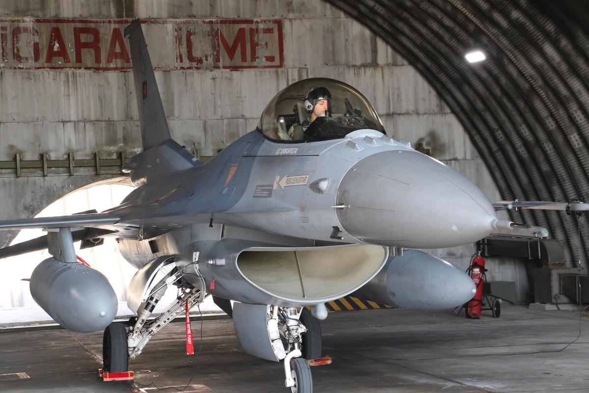 Efes-2026 tatbikatı: F-16&rsquo;lar Eskişehir&rsquo;den havalandı 3