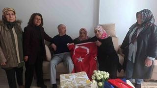 Erzurum’da Anneler Günü’nde duygu dolu vefa ziyareti